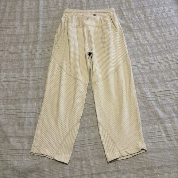 FP Movement Cream Lounge Pant - Picture 4 of 9